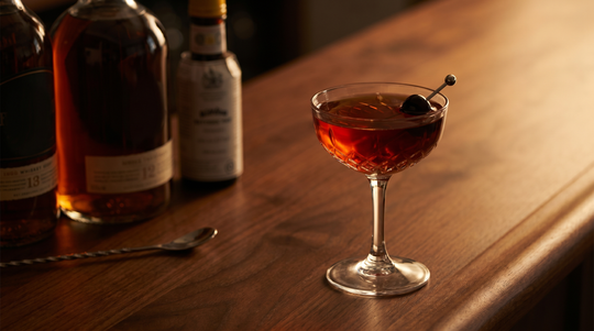 How to Make the Perfect Manhattan: A Father's Day 2026 Guide (and the 8 Best Bourbons & Ryes for It)