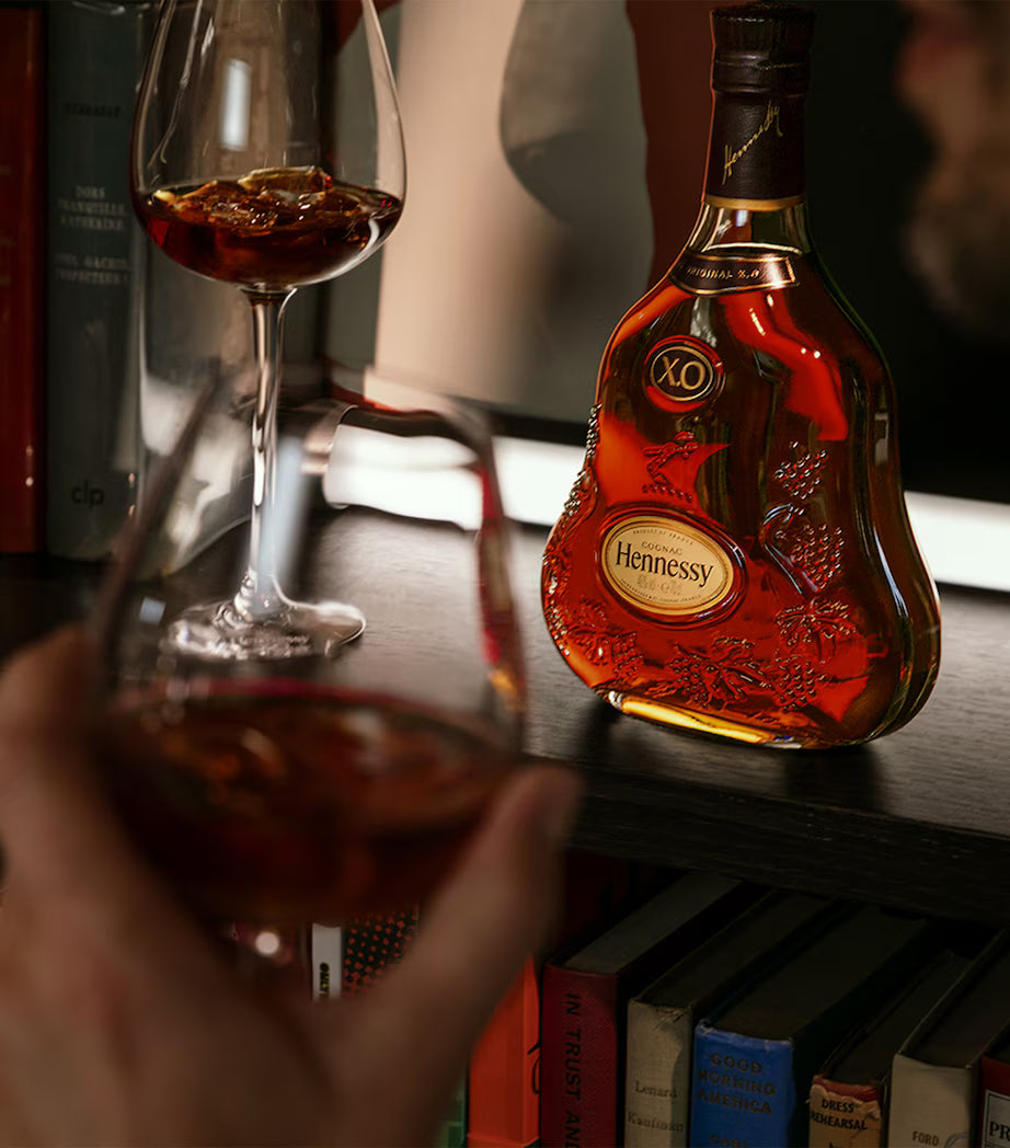 Best Anniversary Spirits Gifts for Wine Enthusiasts
