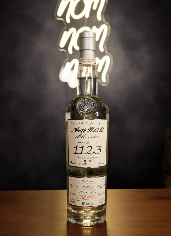 ArteNOM Selección 1123 Blanco 86 proof